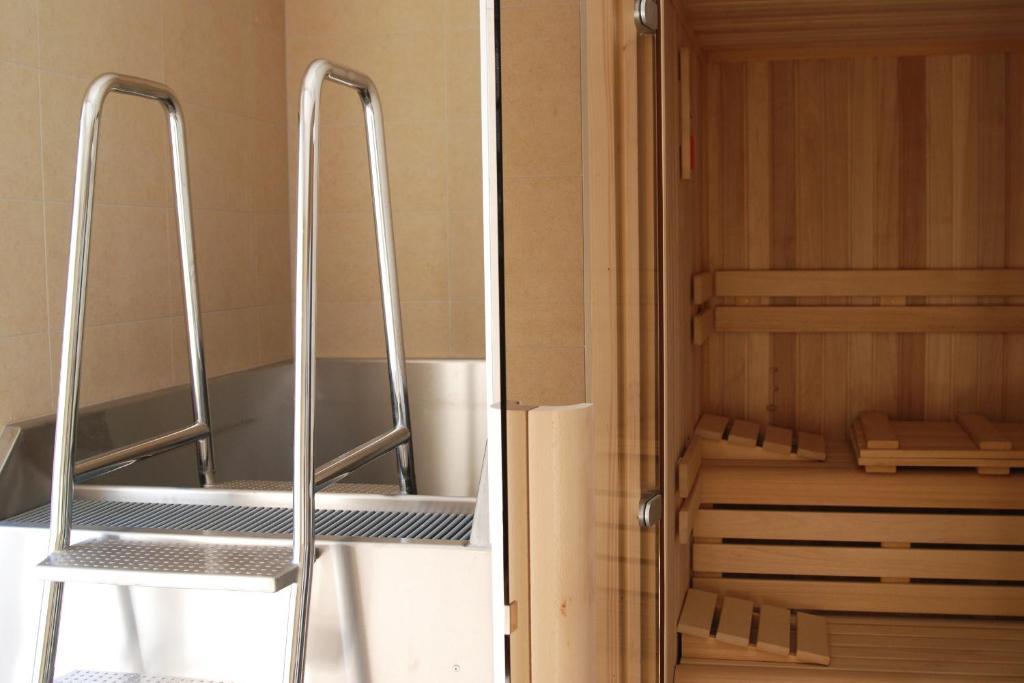 Apartmanovy Dum Landek 俄斯特拉发 外观 照片