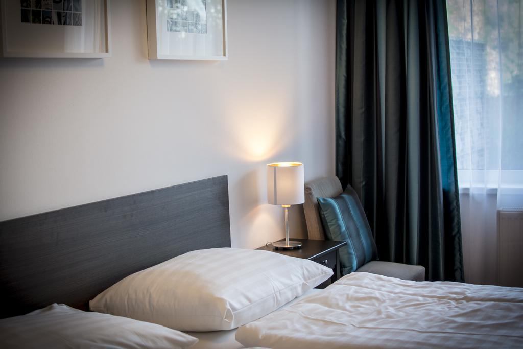 Apartmanovy Dum Landek 俄斯特拉发 外观 照片